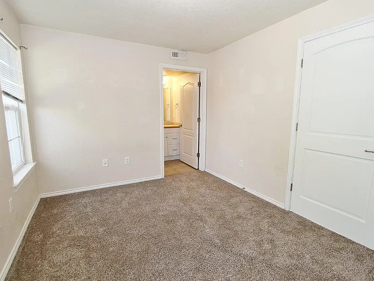 11840 W Cloverbrook Ln #101 — Photo 13
