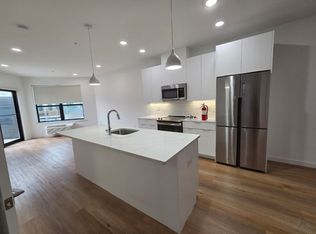 176 W 7th St #203, Bayonne, NJ 07002