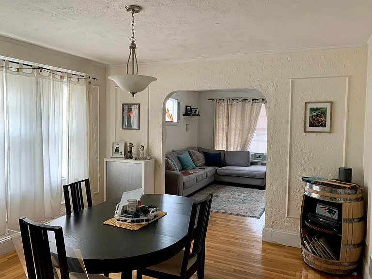 6 Bromfield St #2 — Photo 2