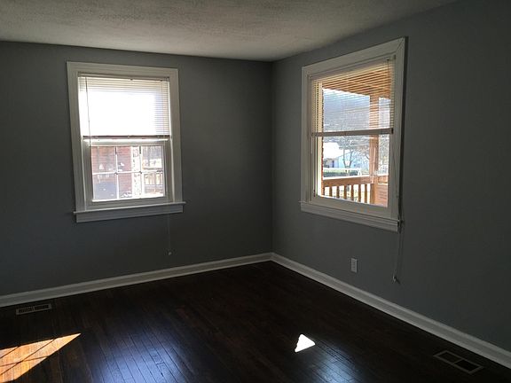 3rd image of 227 Capitol View Ave