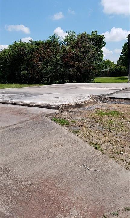 2nd image of 67 Reynolds Rd