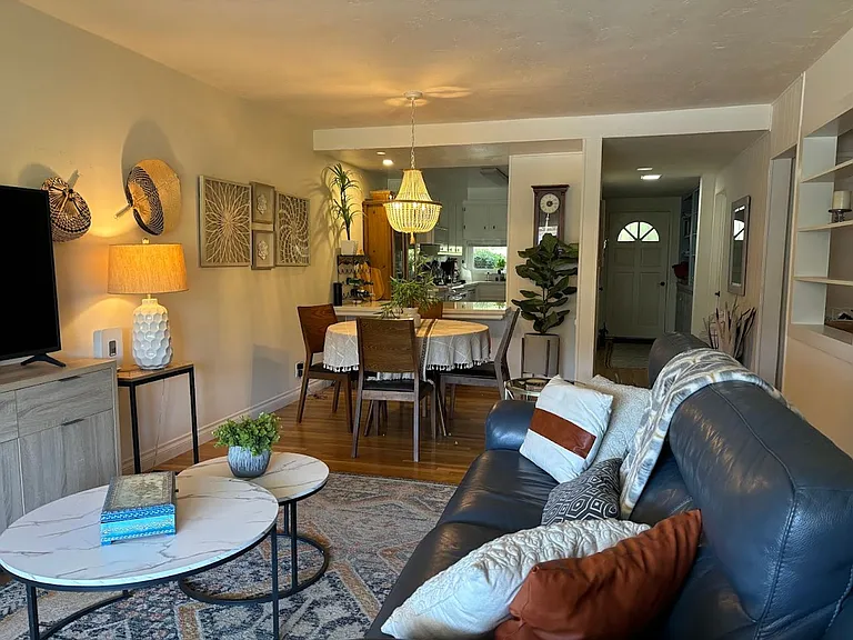 4514 3rd St #9 — Photo 3