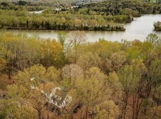 1111A E Robertson Rd #A, Castalian Springs, TN 37031