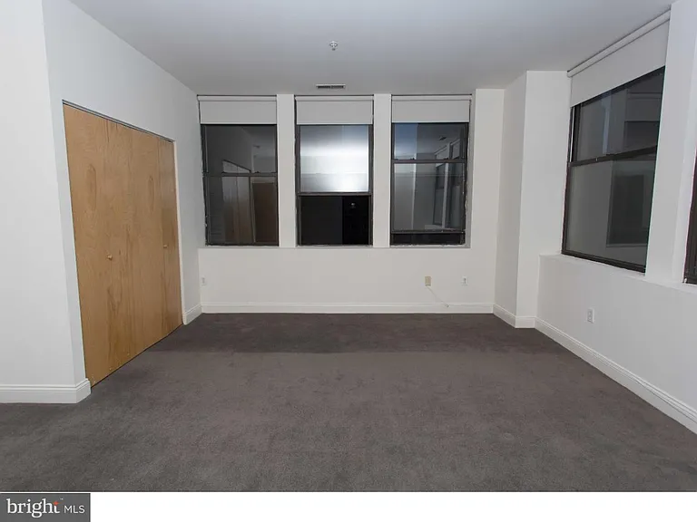 2201 S 16th St #1201 — Photo 14