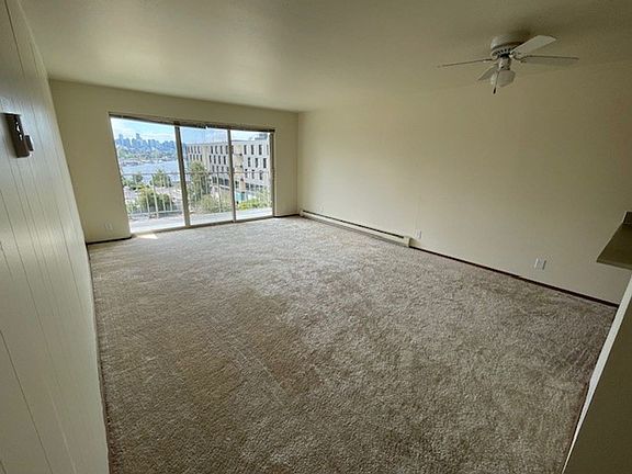 5th image of 401 NE 40th St APT 303