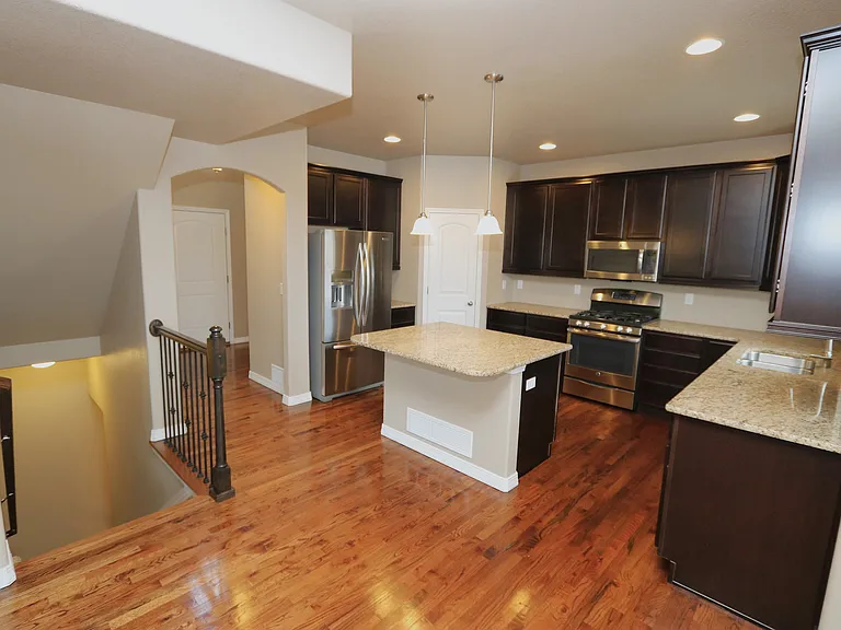 5651 Majestic Dr — Photo 2