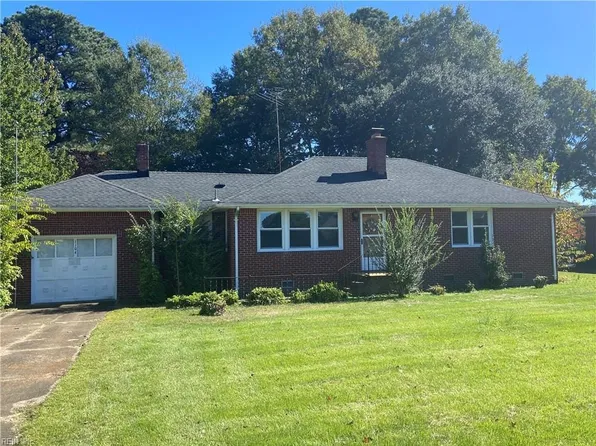 1104 Burlington Rd, Virginia Beach, VA 23464