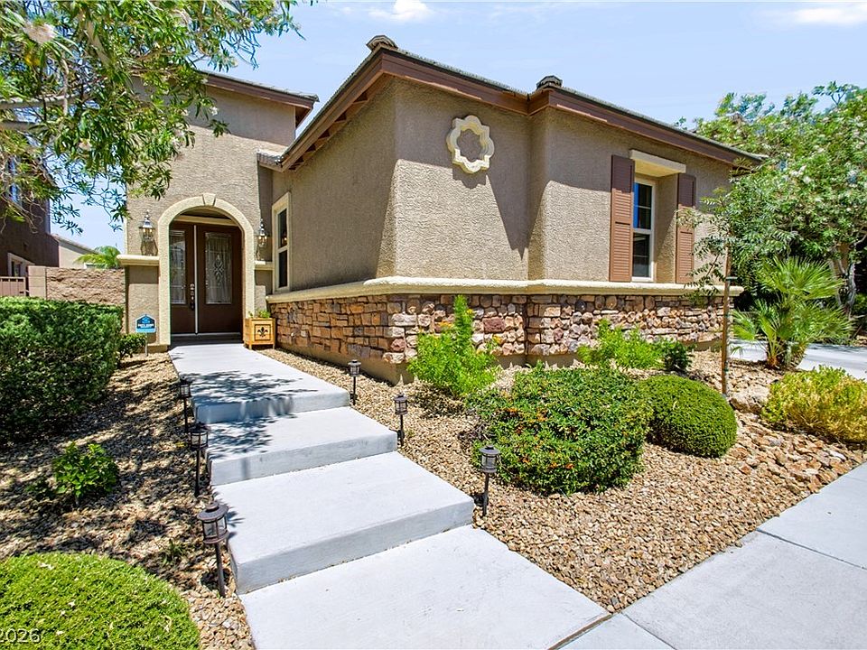 1st image of 2668 Bad Rock Cir