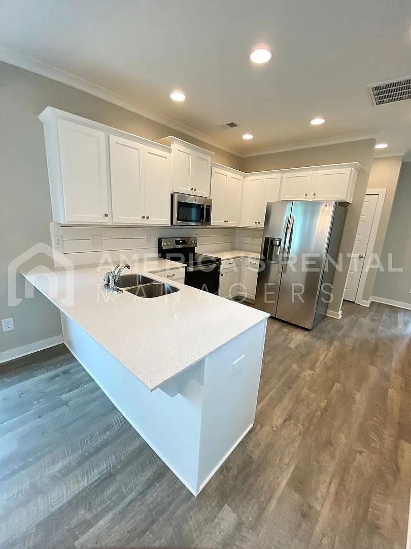 Home for Rent in Calera, AL Available to View Now!! — Photo 4