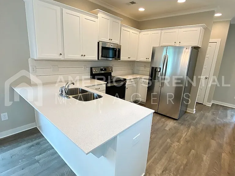 223 Creek Run Way — Photo 4