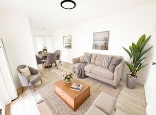 2637 S Manhattan Pl APT 8, Los Angeles, CA 90018