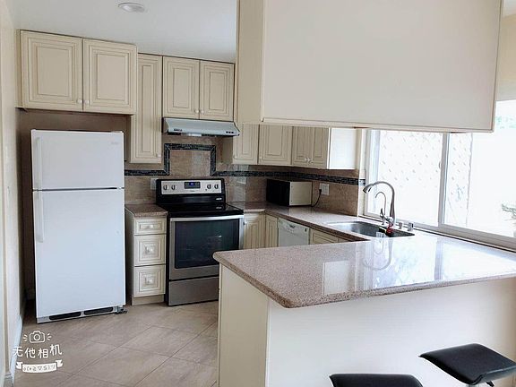 2nd image of 642 Francine Ct