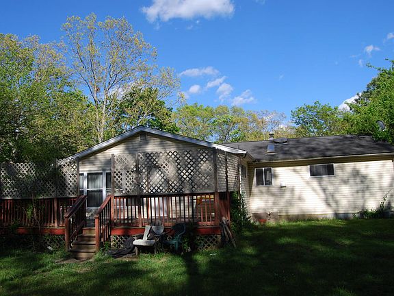 2nd image of 1318 Jeffrey St