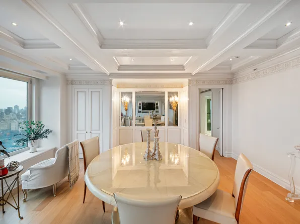 160 Central Park South image 6 of 20