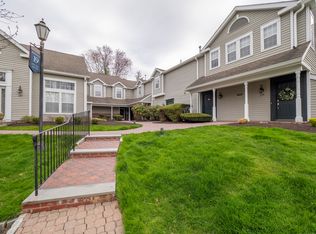 281 Mayfield Dr UNIT 281, Trumbull, CT 06611