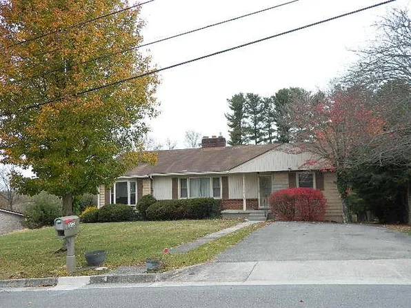 642 Anderson Ave, Marion, VA 24354