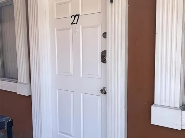 500 Sth 13th #C-27, Las Vegas, NV 89101