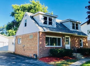 7025 S Roberts Rd, Bridgeview, IL 60455