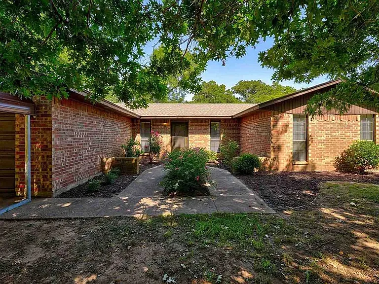 406 Shady Lane Dr — Photo 18