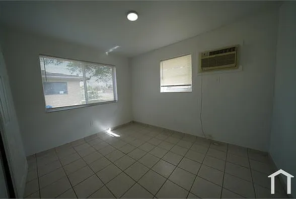 506 NW 5th Ave — Photo 13