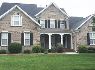 5326 Poplar Knoll Dr, Matthews, NC 28105