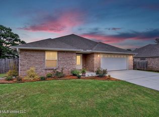 9827 Kalae St, Diamondhead, MS 39525