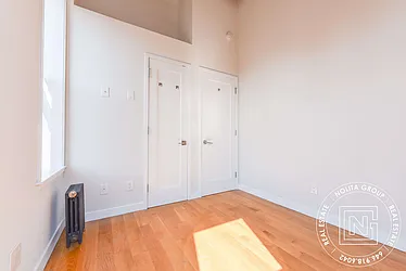 Rented by Nolita Group