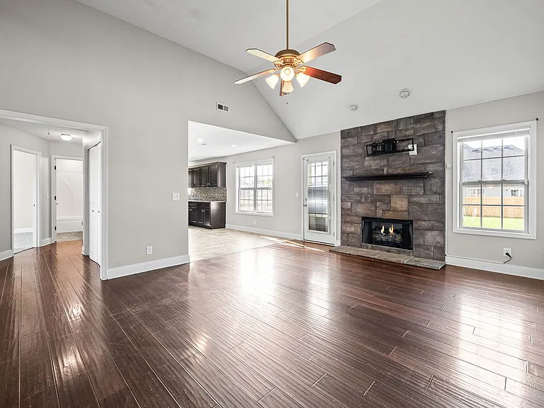 1290 Snowball Ln — Photo 5