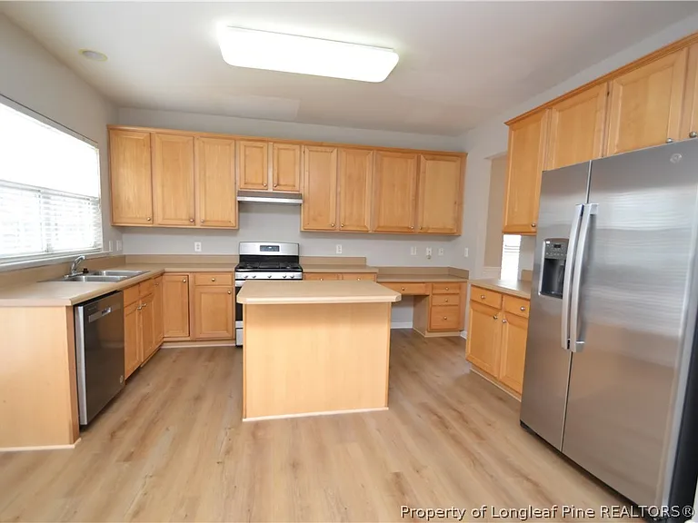 7830 Clover Creek Ct — Photo 12