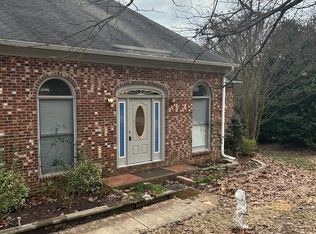 9902 Lottie Ln, Charlotte, NC 28262