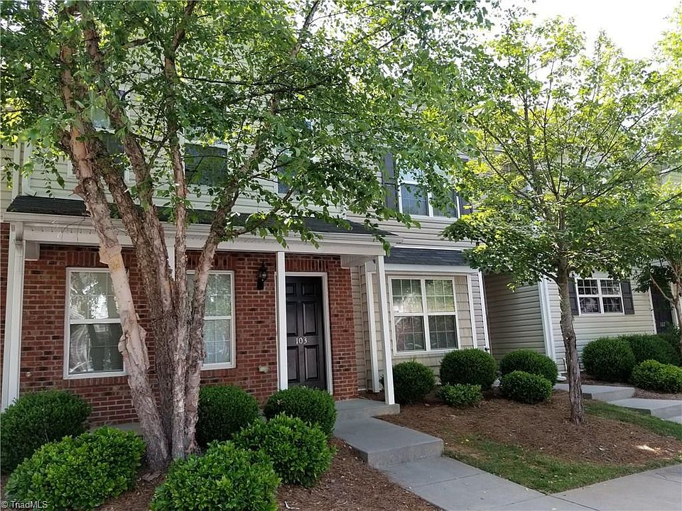 1st image of 103 Breezeway Ln