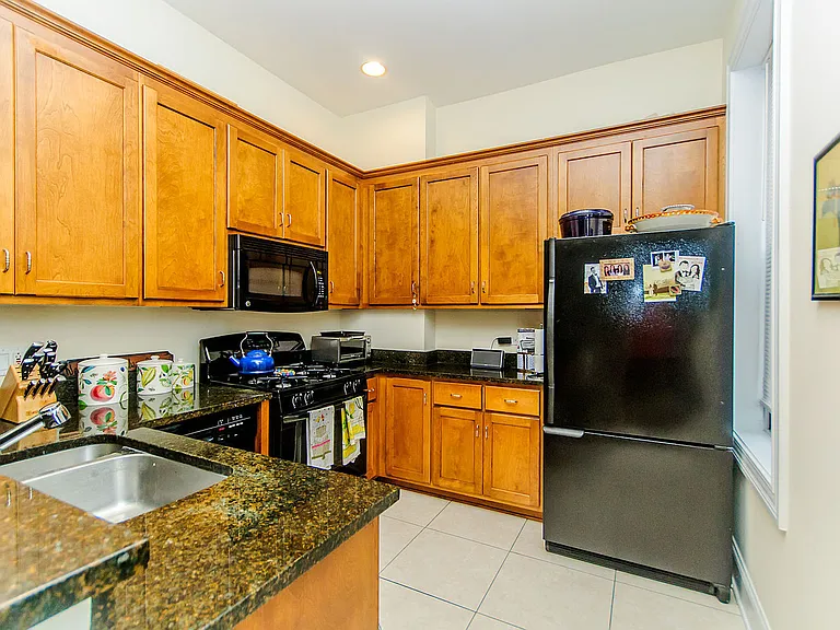 531 N Wells St #166-W — Photo 5