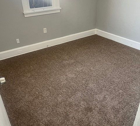 5th image of 4226 E 160th St