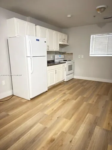 1930 SW 2nd St #1 Photo 1