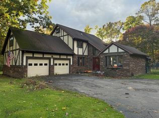 12741 Leslie Rd, Meadville, PA 16335