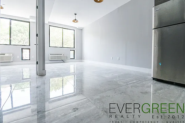 Rented by Pinn Realty | media 4