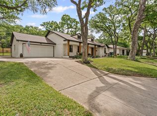 3213 Preston Hollow Rd, Fort Worth, TX 76109