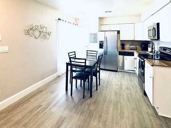 2nd image of 2720 Menlo Square Dr APT D