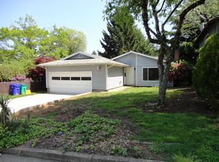 9034 SW 51st Ave, Portland, OR 97219