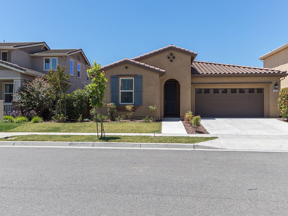 1st image of 1816 Kelley Pl
