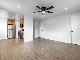 22 S Springfield Rd