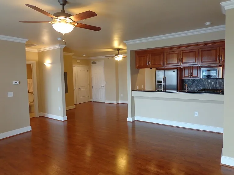 4500 Pretty Lake Ave #B2 — Photo 2