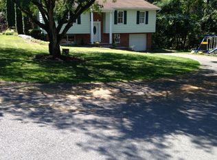 10 Summit Mnr, Lewistown, PA 17044