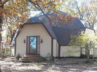 19712 S Hoover Rd, Pleasant Hill, MO 64080