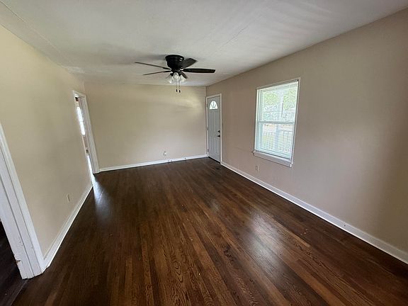 4th image of 3948 Atlanta Dr