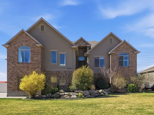 223 N Ranch Rd W, Farmington, UT 84025