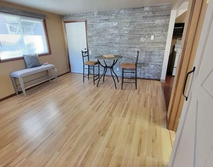120 N Michigan St #5 — Photo 4