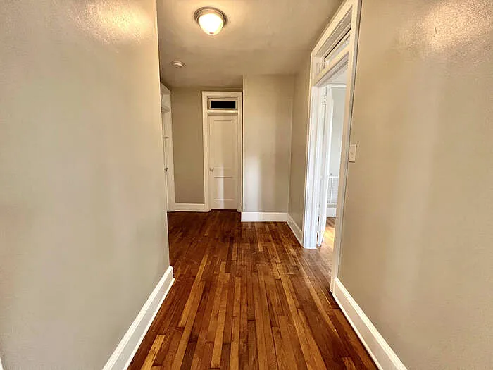 319 Howard St — Photo 41
