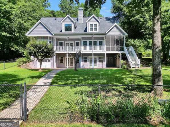 561 Harbour Shores Dr, Jackson, GA 30233