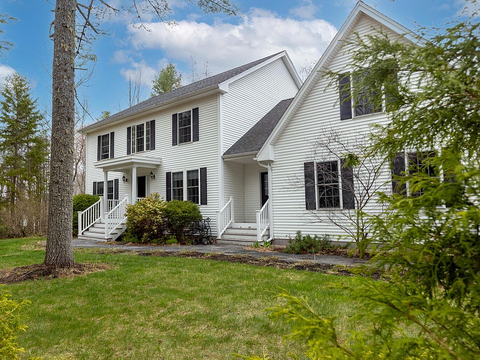 1st image of 39 Eaton Ridge Drive